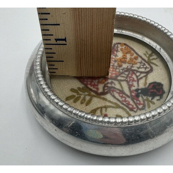 Vintage Embroidered Coasters Mushrooms Decorative Silver Tone Metal Set Of 2 HK - Picture 10 of 11